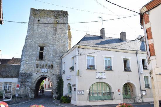 Auberge De La Tour Mennetou-sur-Cher エクステリア 写真